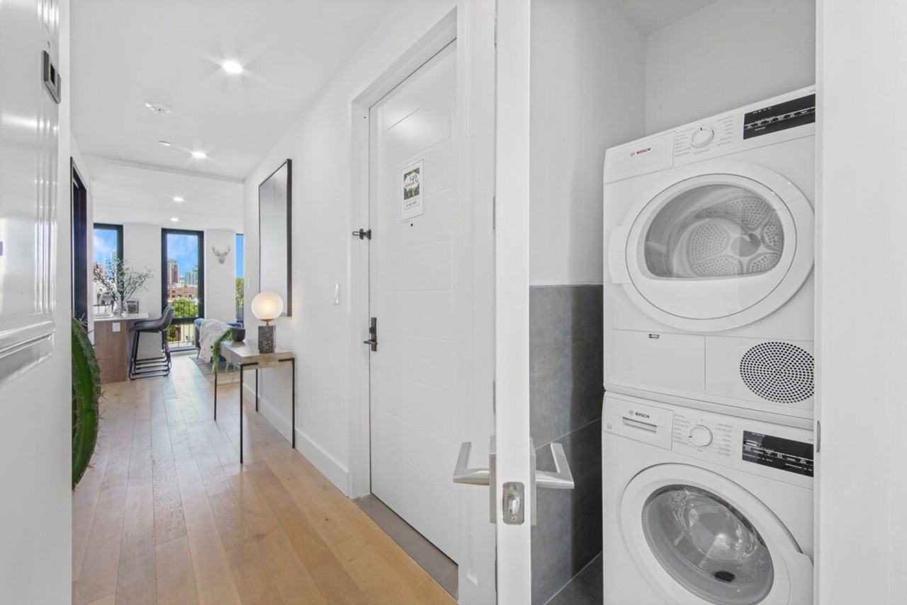 149 Greene St #1021865P - Photo 6 of 16