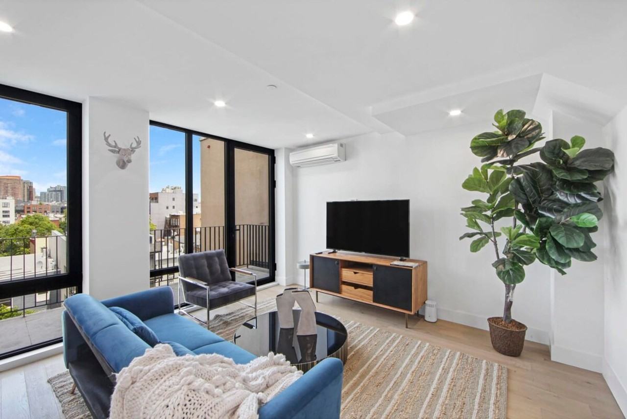 149 Greene St #1021865P - Photo 7 of 16