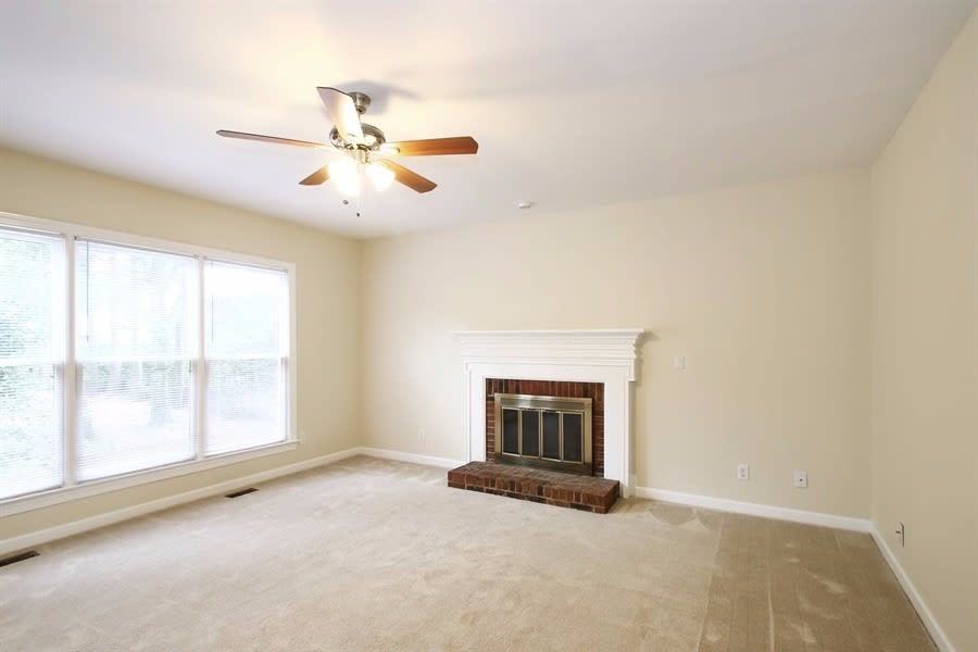 6947 Royce Ct - Photo 3 of 20