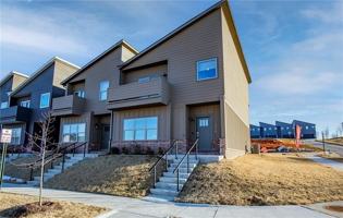 featured image of 2578 N Ward Dr