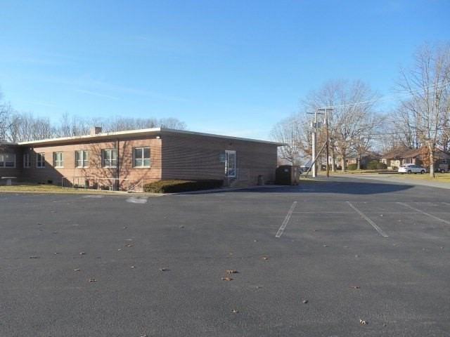 2401 S Kanawha St - Photo 3 of 20