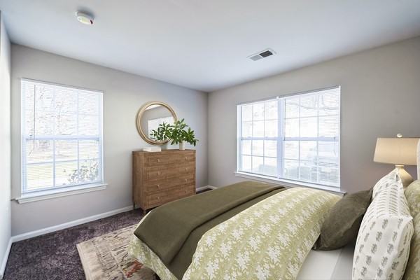 Eagle Rock Apartments at Freehold - Photo 4 of 46