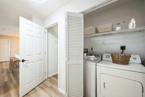 Eagle Rock Apartments at Freehold - Photo 6 of 46