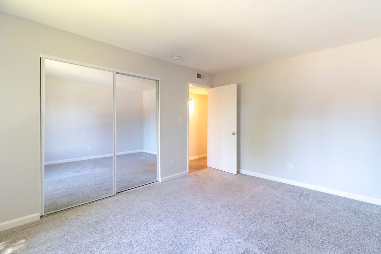 7051 Bowling Drive - Photo 3 of 50