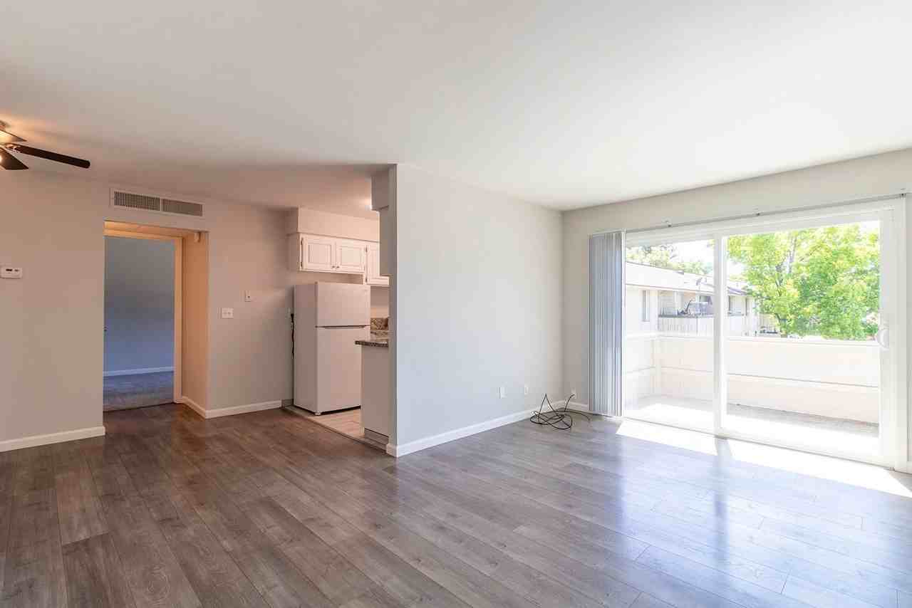 7051 Bowling Drive - Photo 5 of 50