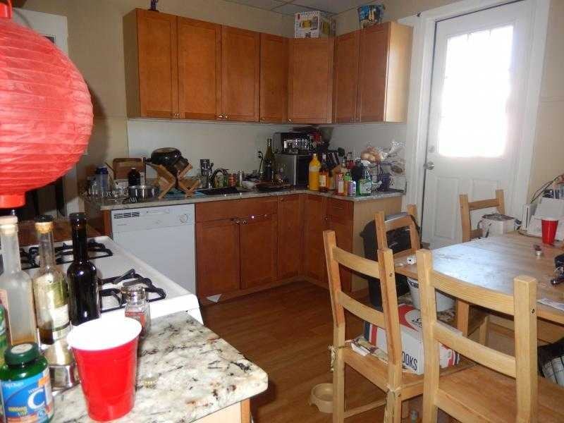 Monmouth St - Photo 3 of 7