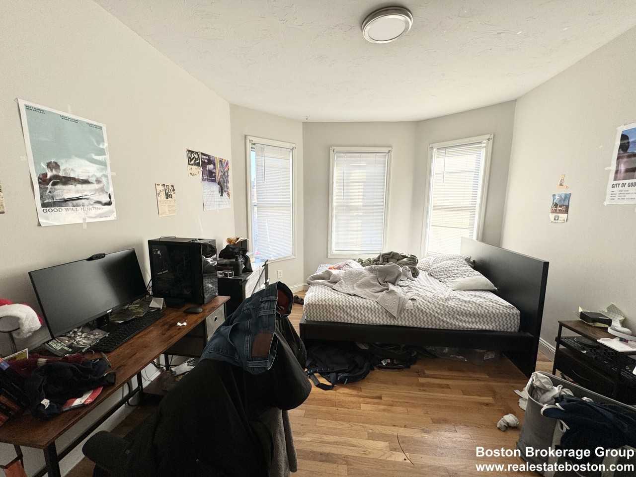 733 Parker St #2 - Photo 4 of 9