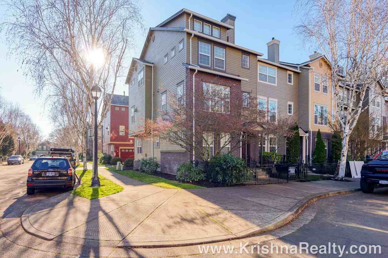 6032 Ne Alder St - Photo 2 of 23