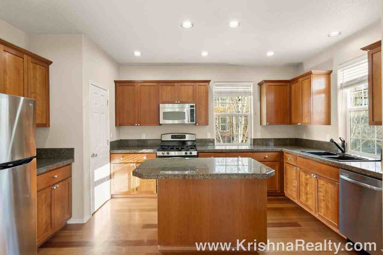 6032 Ne Alder St - Photo 7 of 23