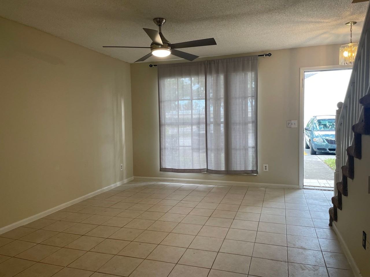 1719 Mill Run Cir - Photo 5 of 16
