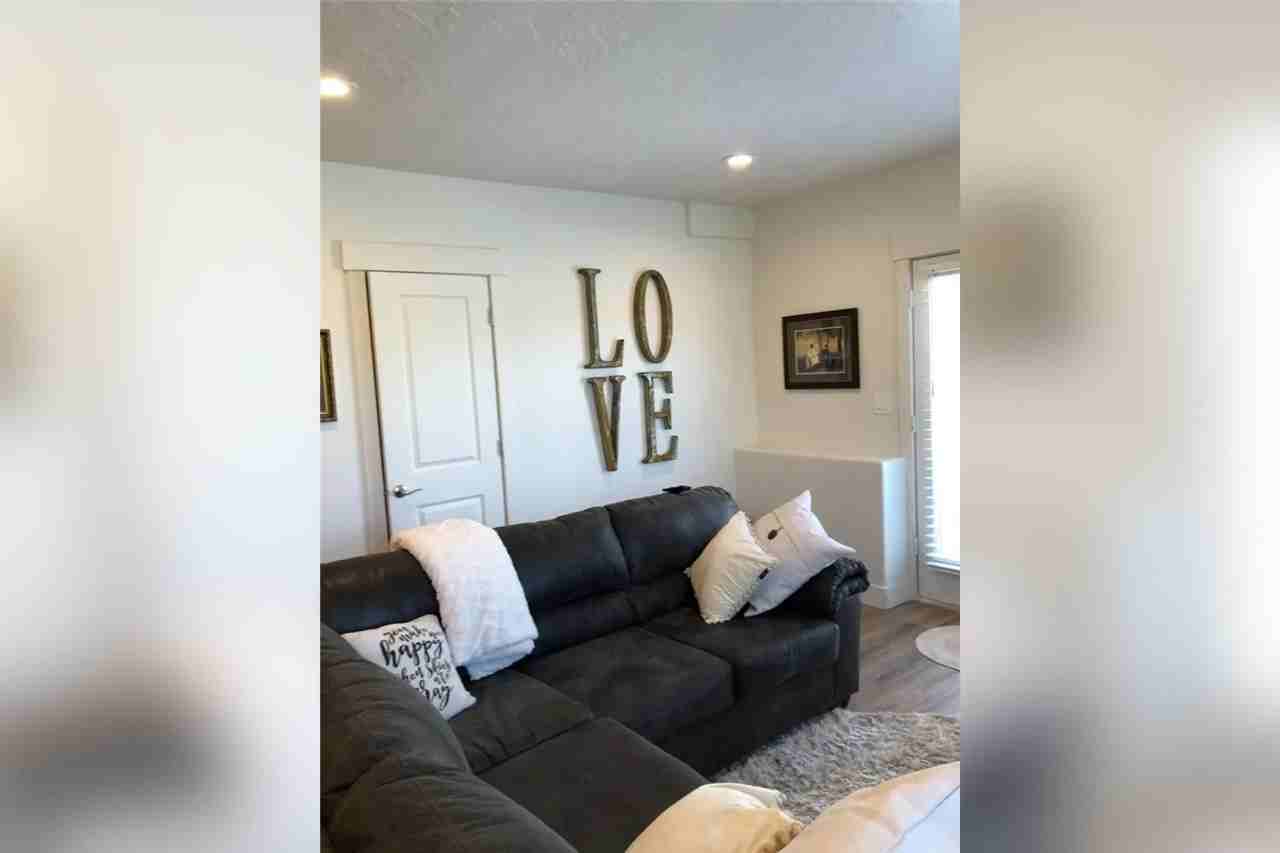 2299 Rock Canyon Cir - Photo 2 of 14