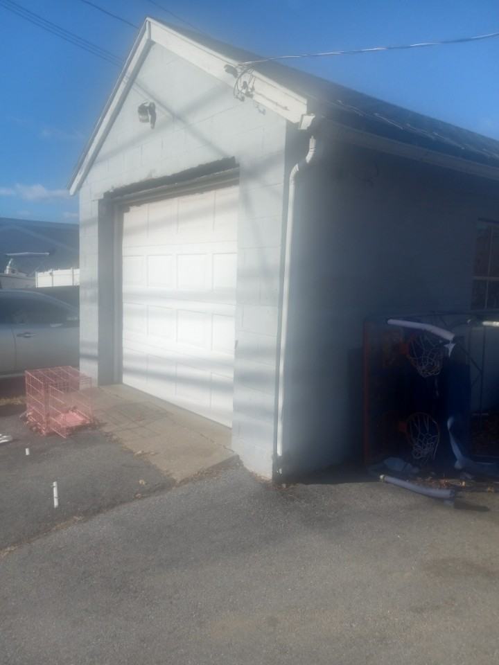 766 Tuckerton Ave - Photo 4 of 9