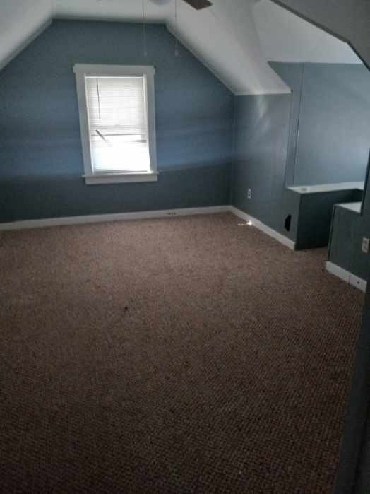 766 Tuckerton Ave - Photo 5 of 9