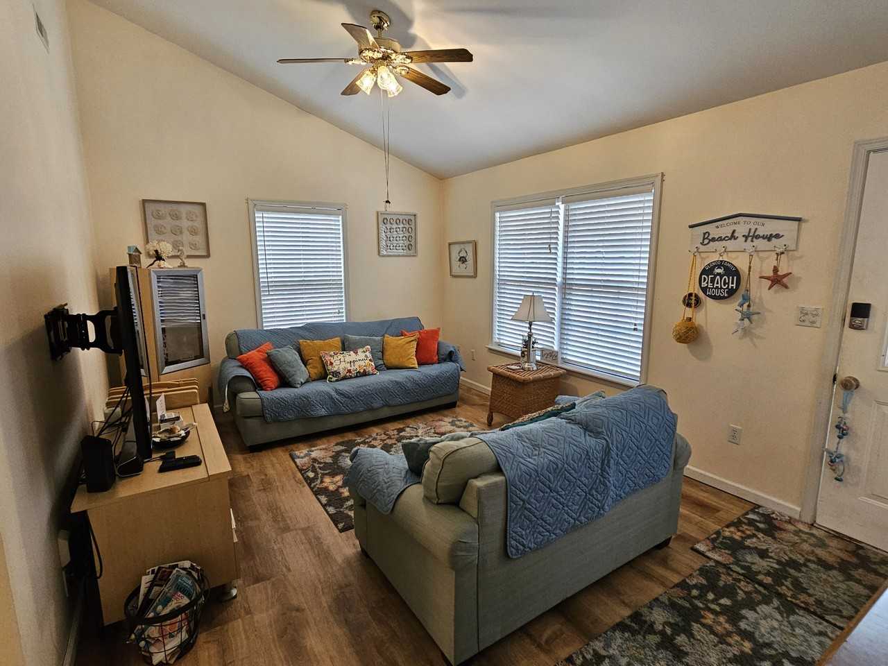 1238 Ocean Pkwy - Photo 2 of 14