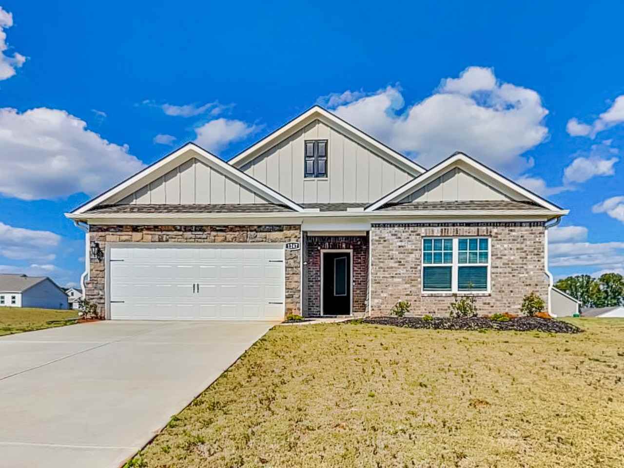 1247 Fendt Dr - Photo 2 of 29