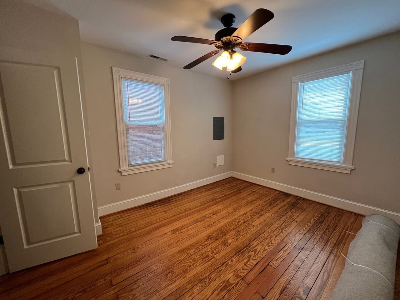 224 S Carroll St - Photo 6 of 13