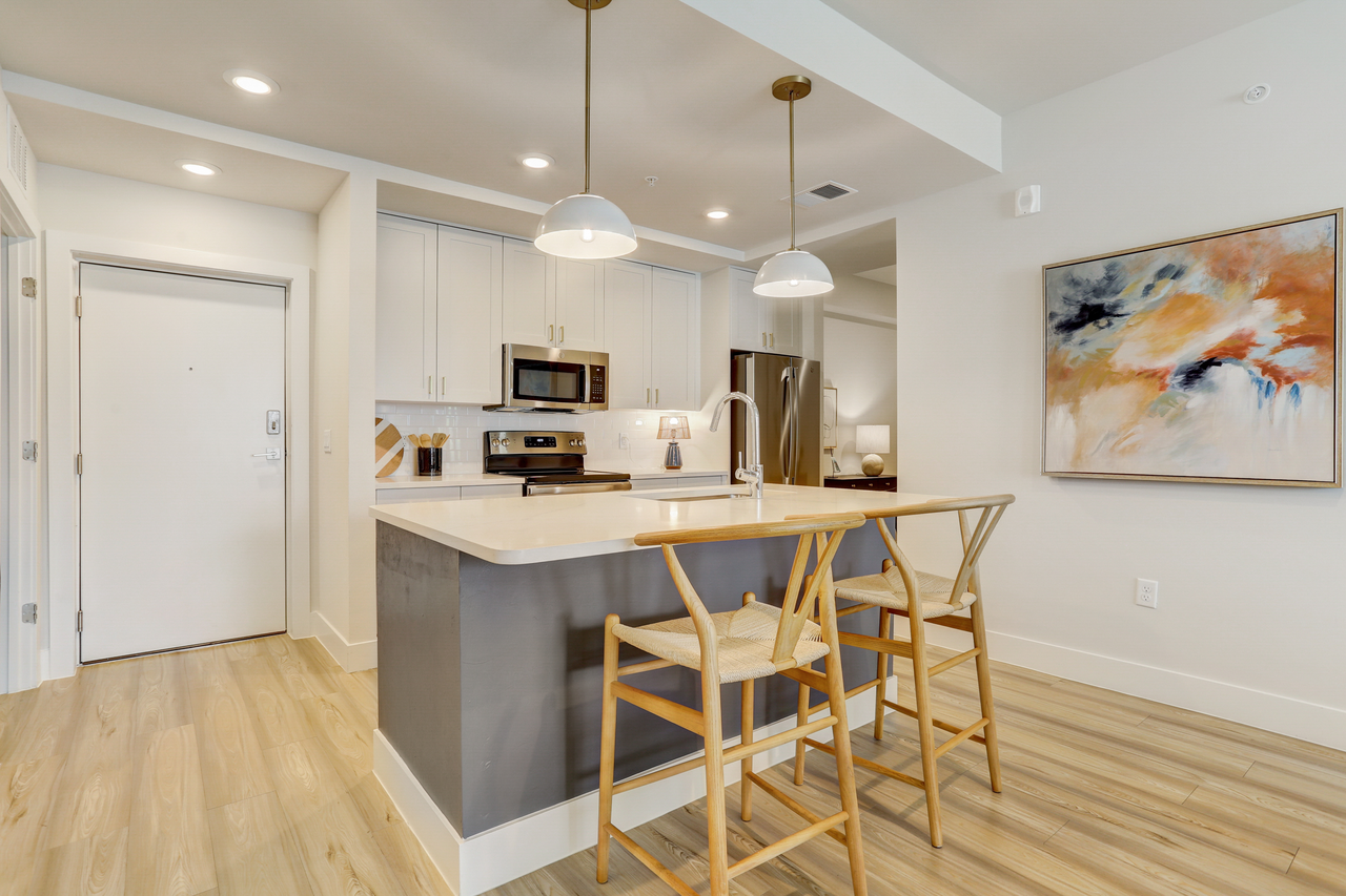 Mark Lane - Photo 2 of 50