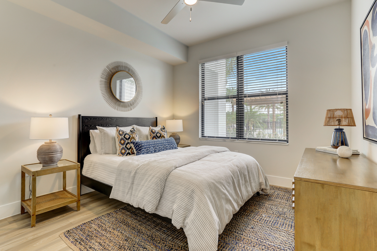 Mark Lane - Photo 7 of 50