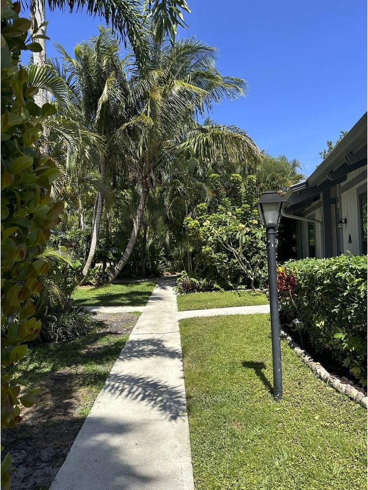424 N Cypress Dr #A - Photo 3 of 16