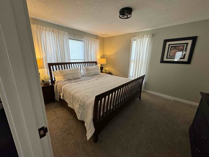 856 Wisconsin Ave Sw - Photo 6 of 7