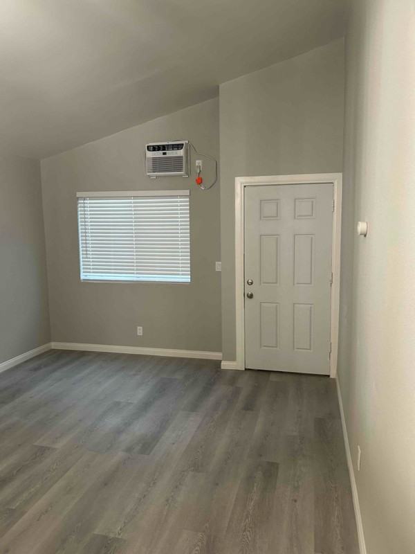 5328 Almont St #8 - Photo 5 of 14