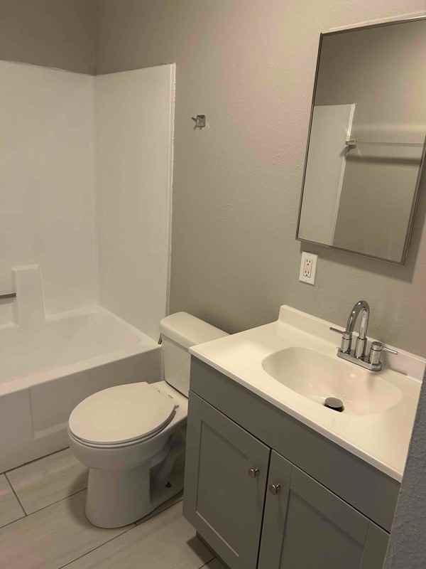 5328 Almont St #8 - Photo 7 of 14