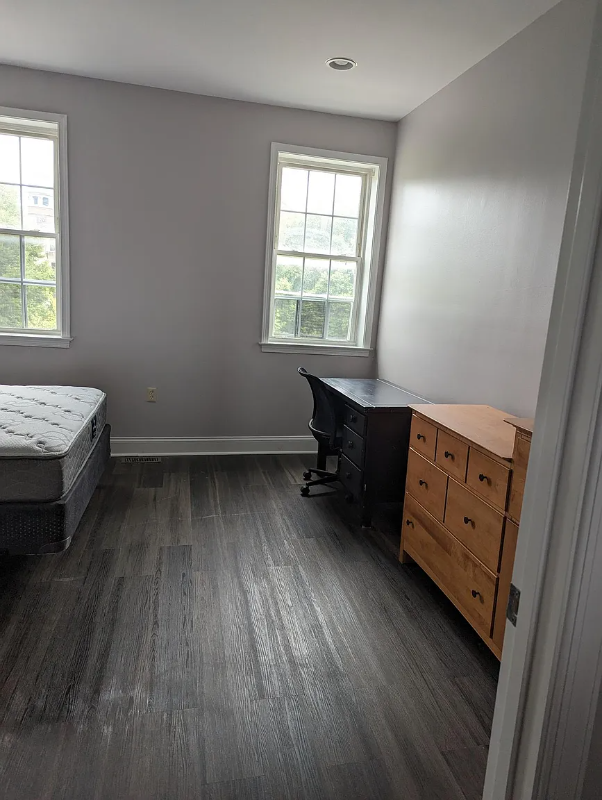 1334 Druid Hill Ave - Photo 6 of 14