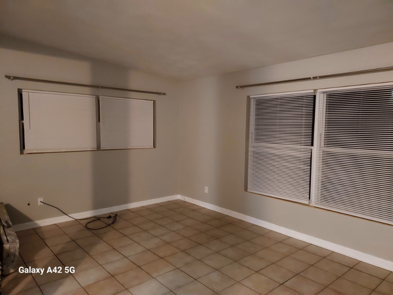 5514 Keystone Dr N - Photo 3 of 10