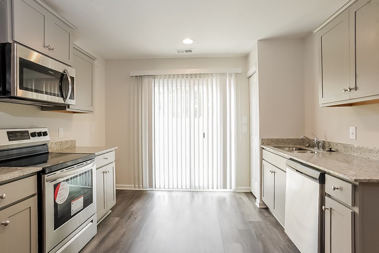 2097 Catlet Ct - Photo 7 of 18