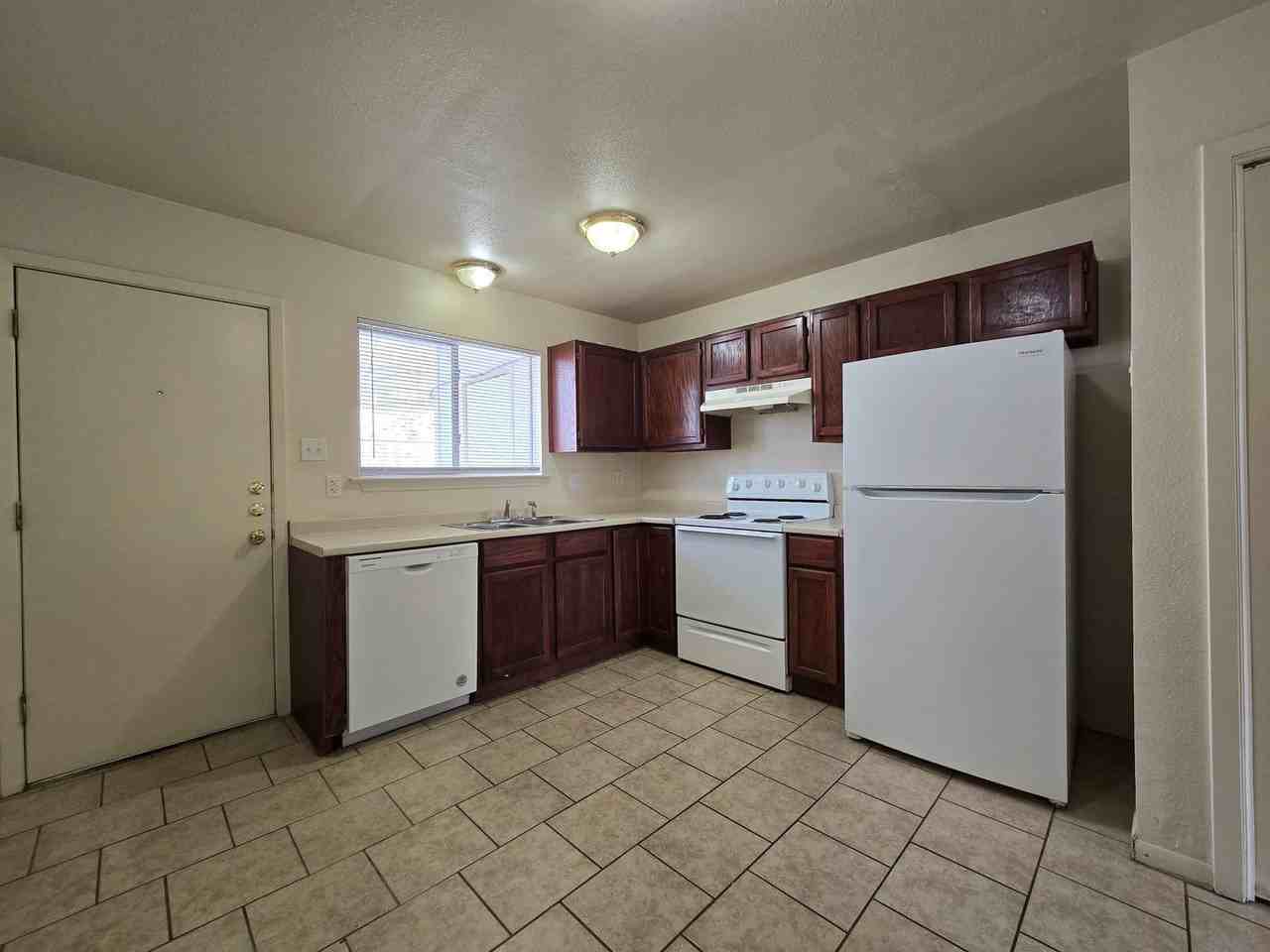 1309 Quail Circle #A - Photo 3 of 16