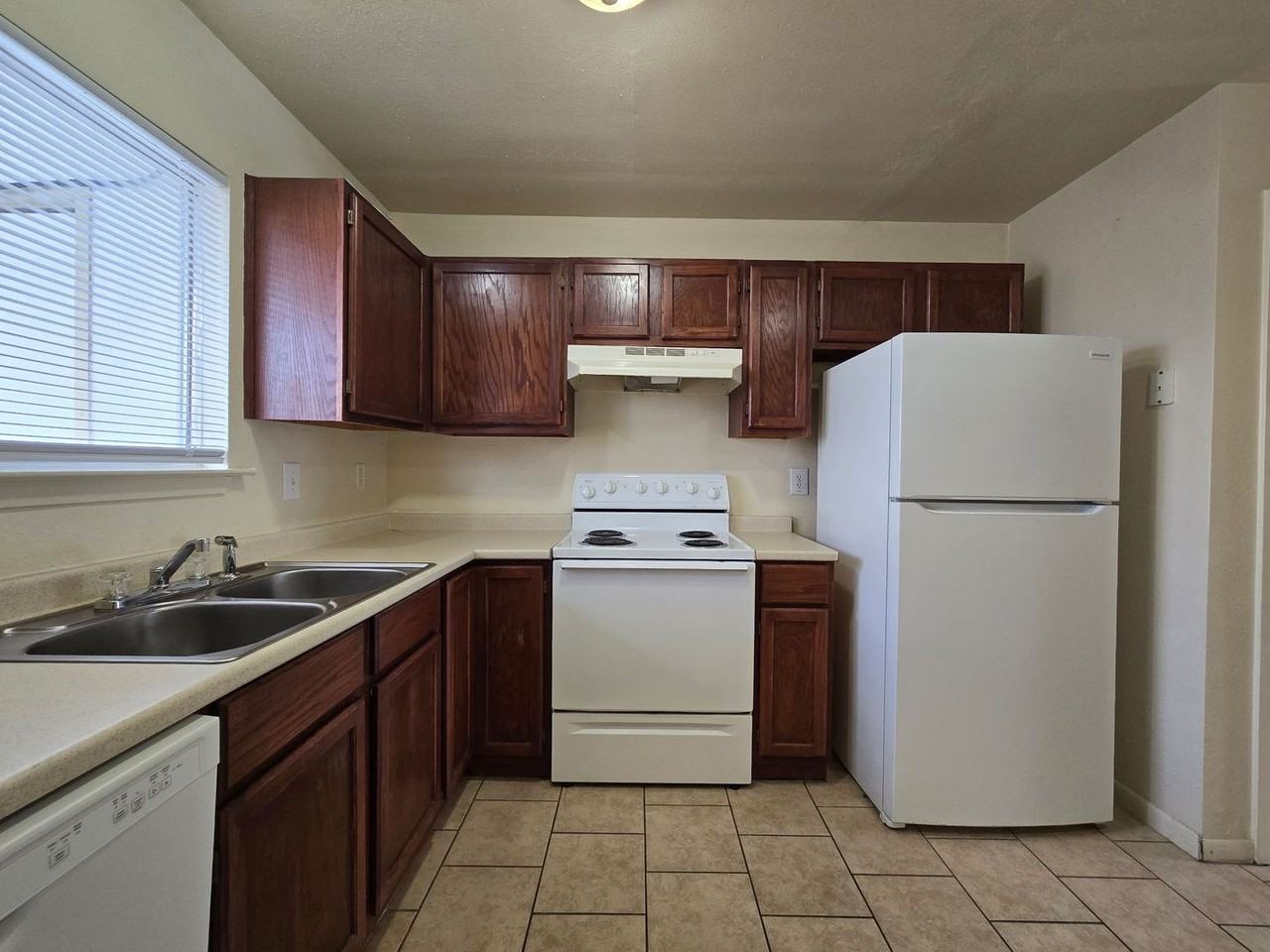 1309 Quail Circle #A - Photo 4 of 16