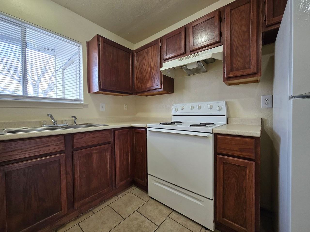 1309 Quail Circle #A - Photo 5 of 16