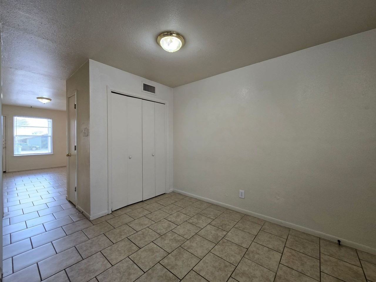 1309 Quail Circle #A - Photo 6 of 16