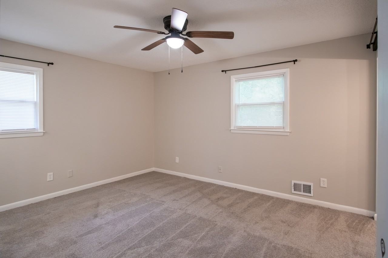 Newcomb Rd & Prentiss Dr #3C - Photo 7 of 17