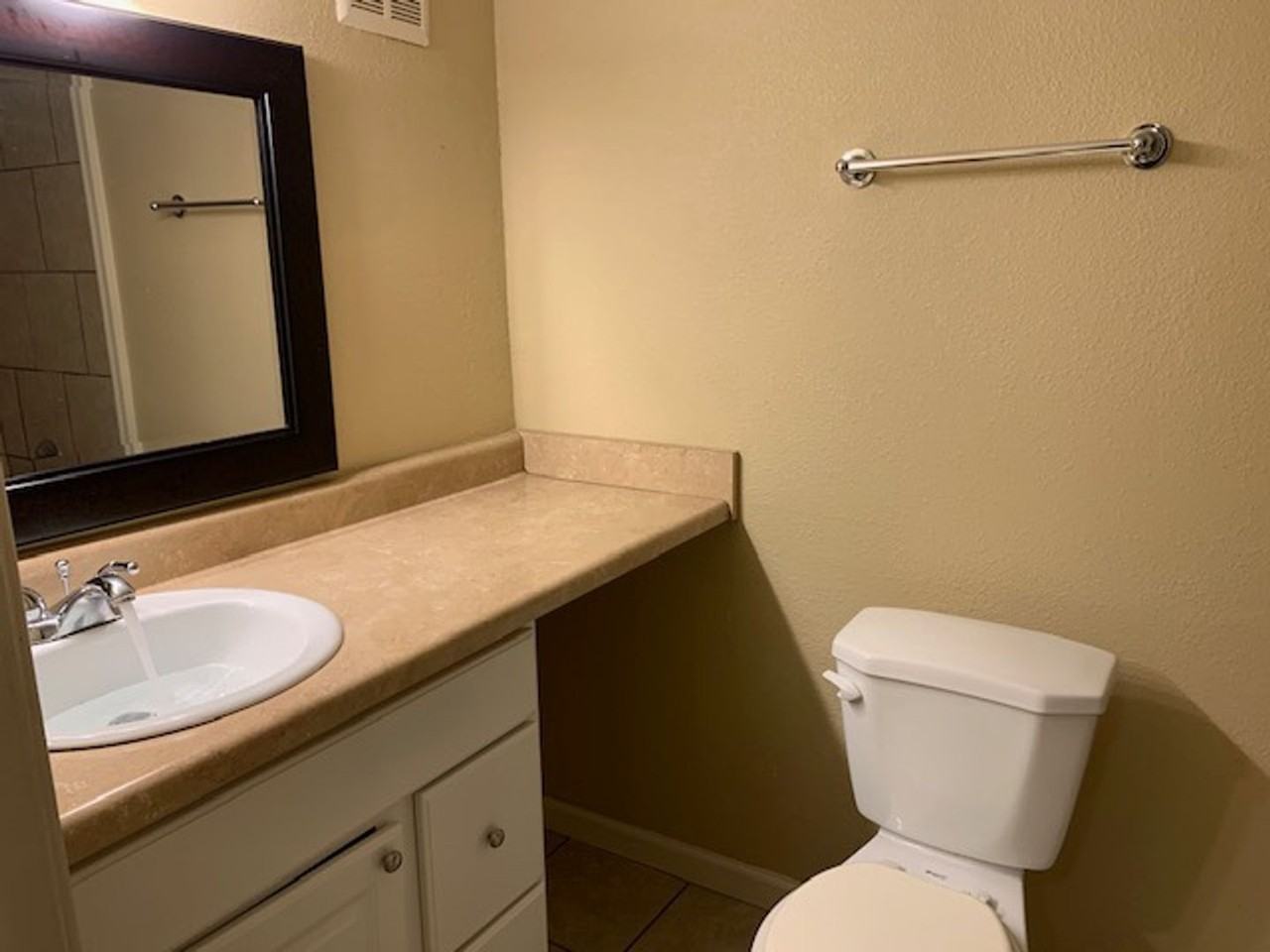 6705 Majestic Oak Pl #3 - Photo 5 of 8