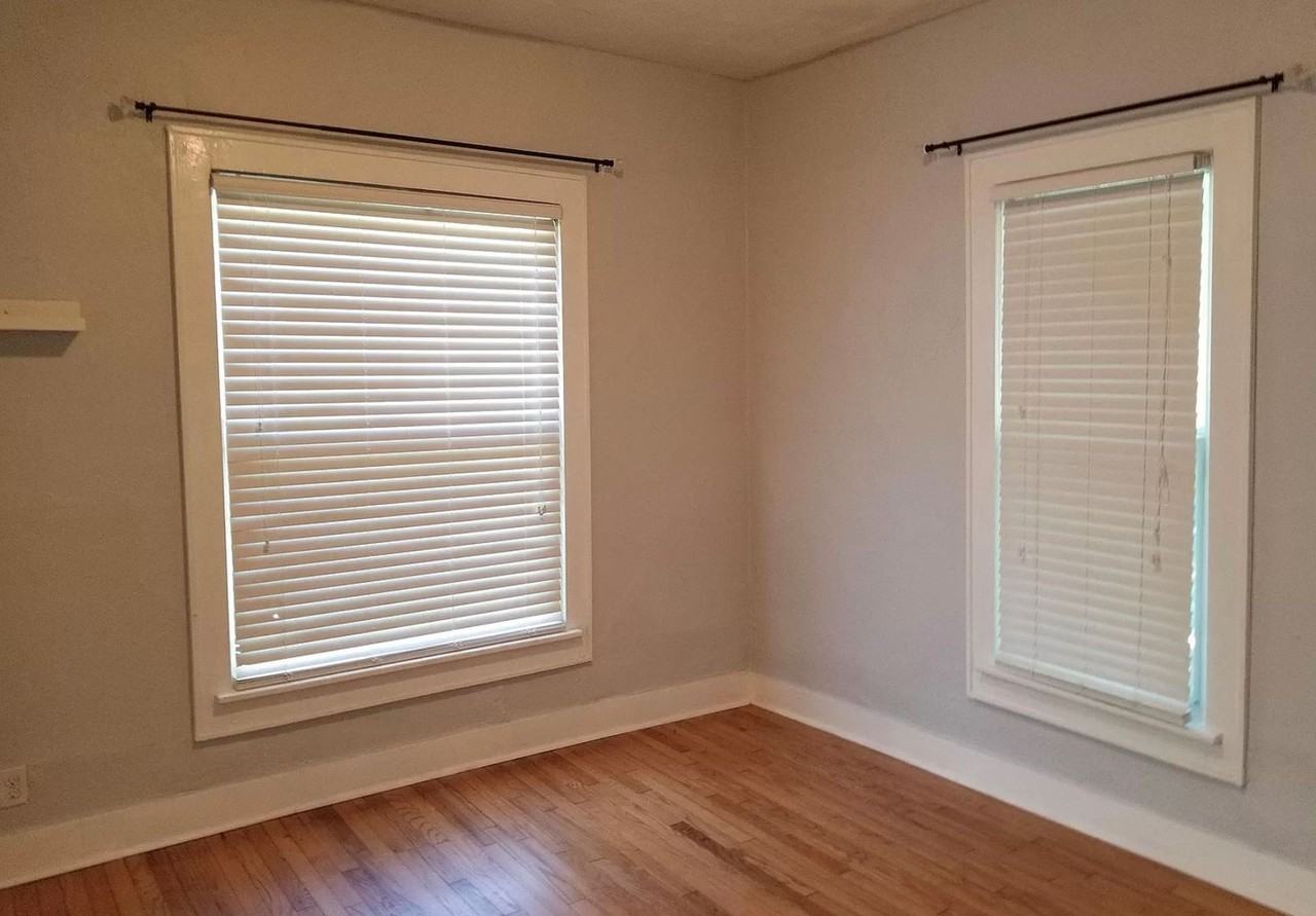 3004 N Robinson Ave - Photo 5 of 21