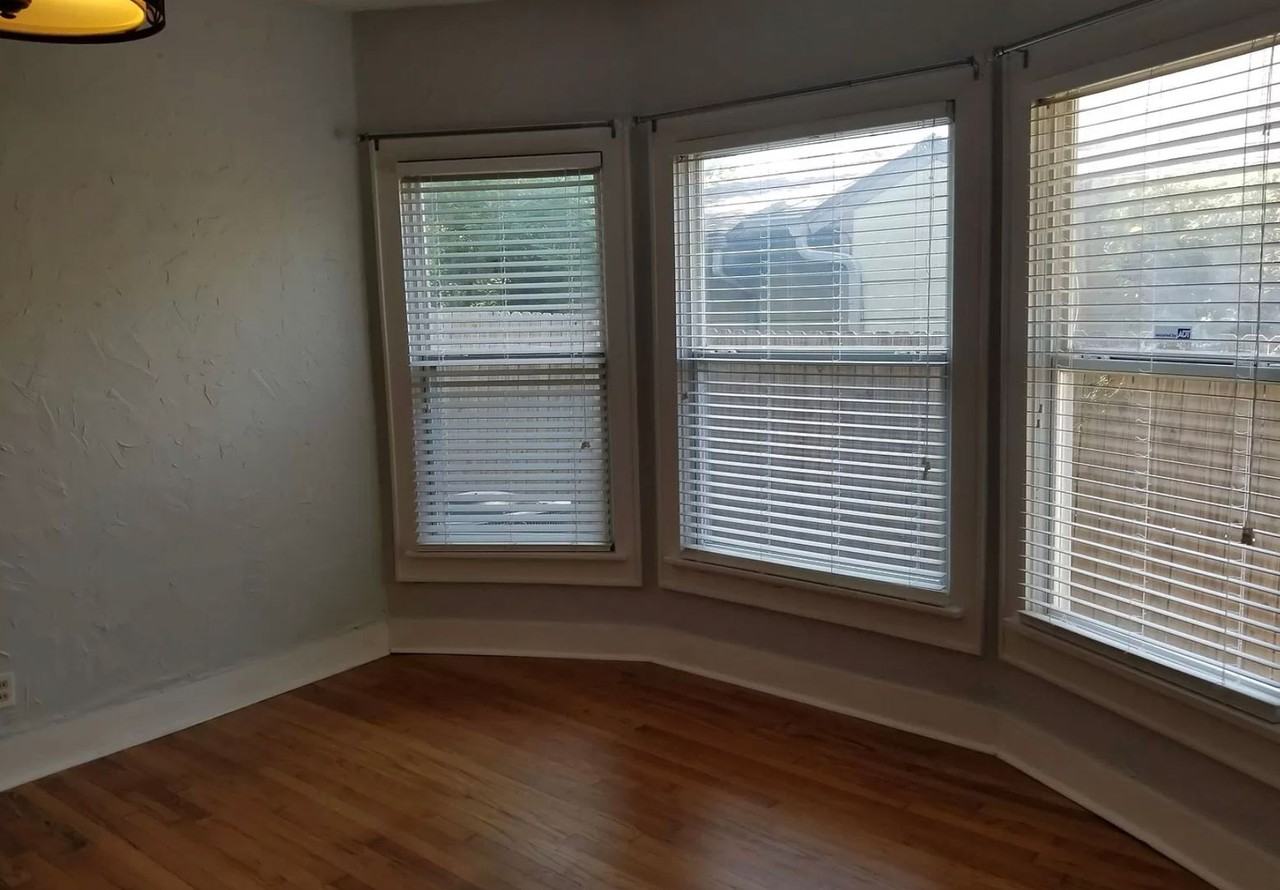 3004 N Robinson Ave - Photo 6 of 21