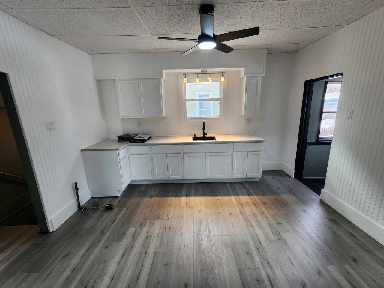 37 Priscilla St - Photo 6 of 15