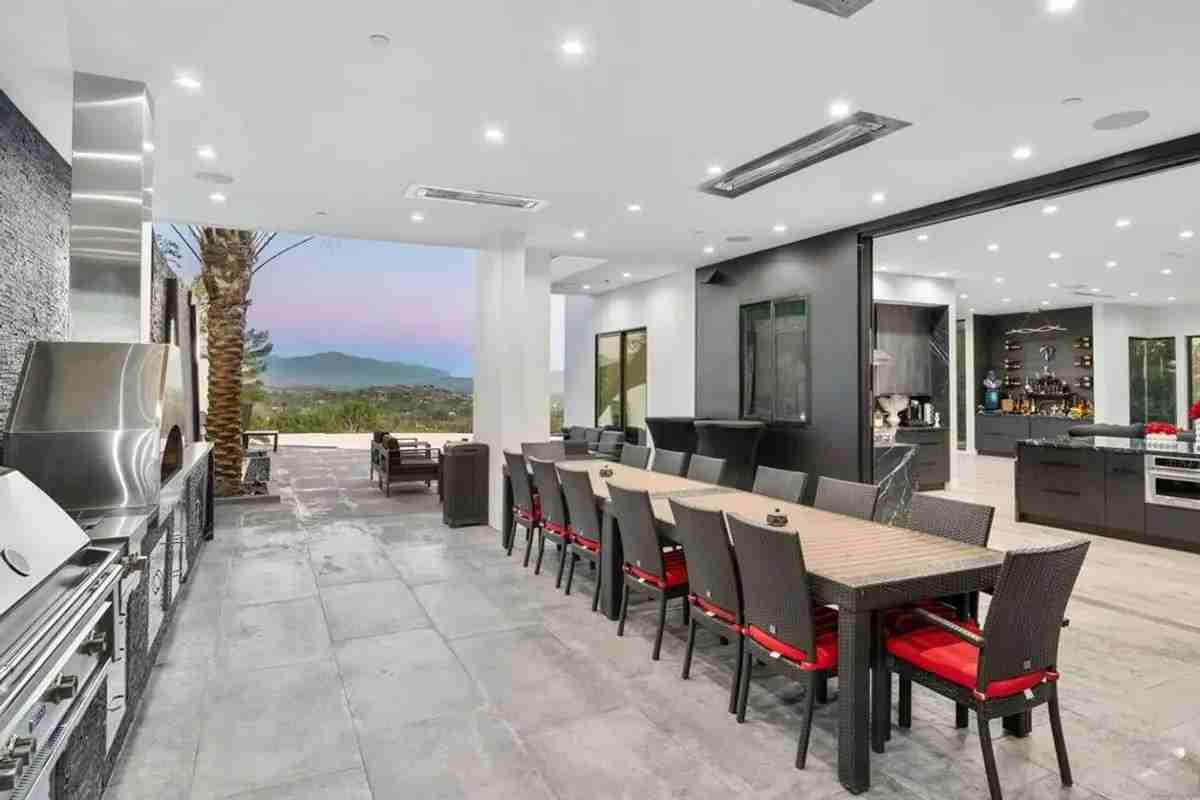 12019 Adrian Pl #NA - Photo 3 of 28