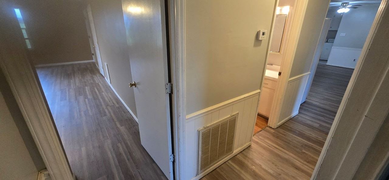 302 Johnson St #NA - Photo 3 of 50
