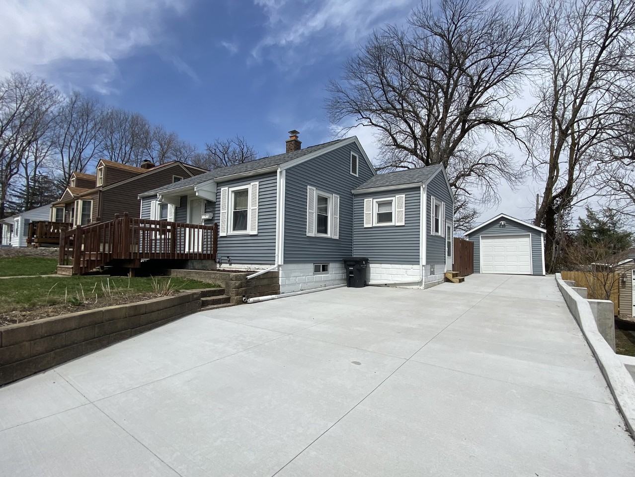 4431 Parkview Ct #NA - Photo 2 of 18