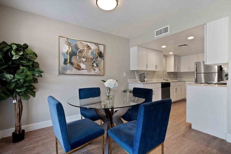 Shoreline at the Lakes - Photo 4 of 11