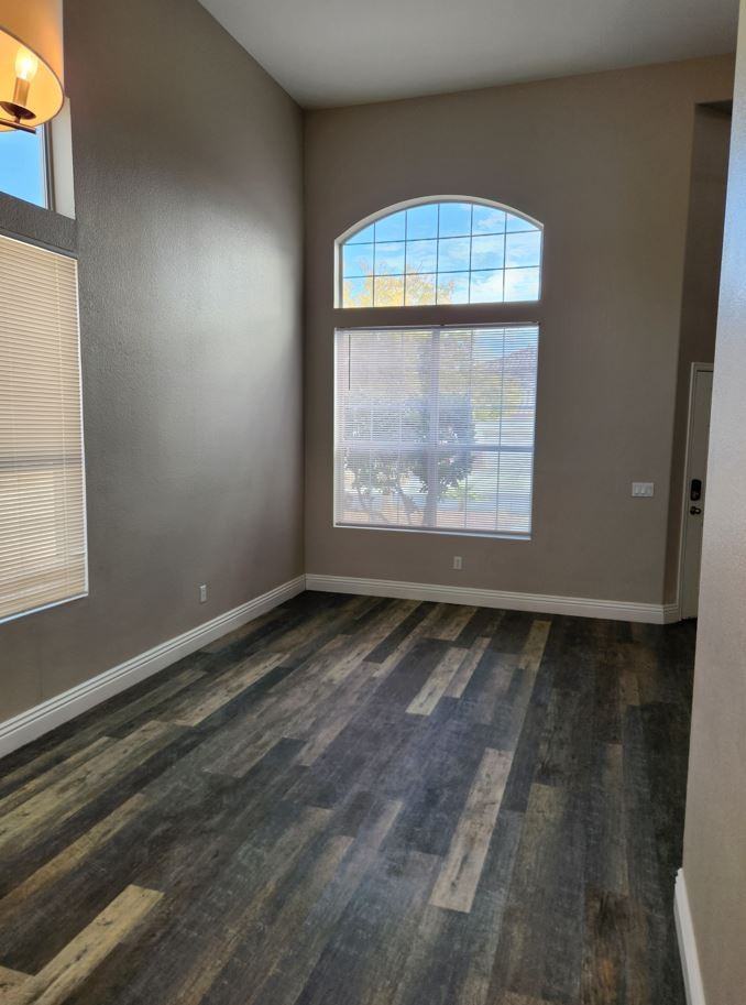 1817 Eagle Bluff Ln - Photo 3 of 23