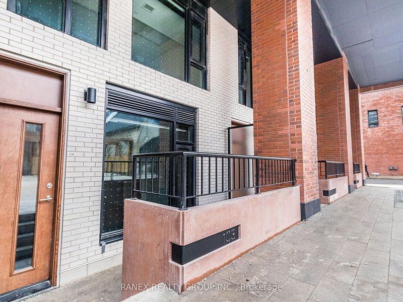 7 Watkinson Avenue #0103