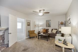 NE Ash St & N E Sharon St #2D - Photo 1 of 1