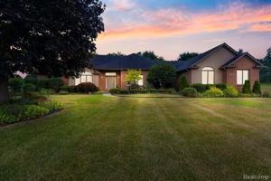 featured image of 71064 Burlison Ln