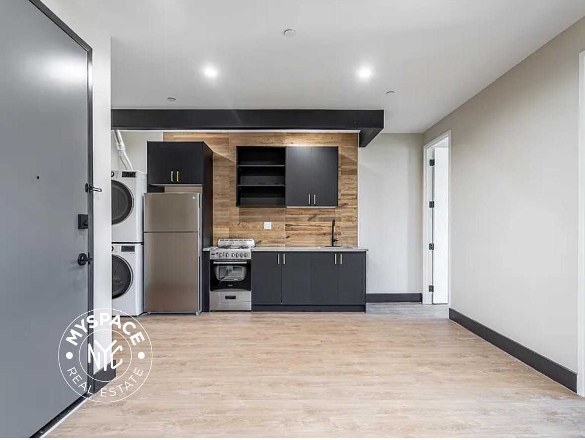 1665 Brooklyn Ave #3A - Photo 2 of 9