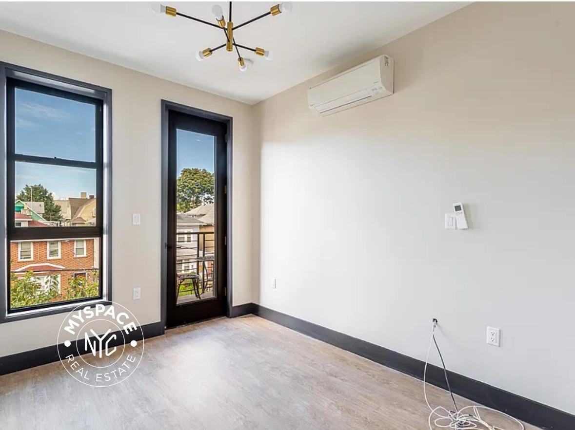 1665 Brooklyn Ave #3A - Photo 5 of 9