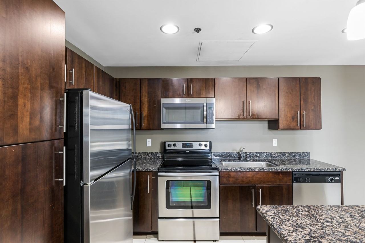 The Durant - Photo 2 of 26