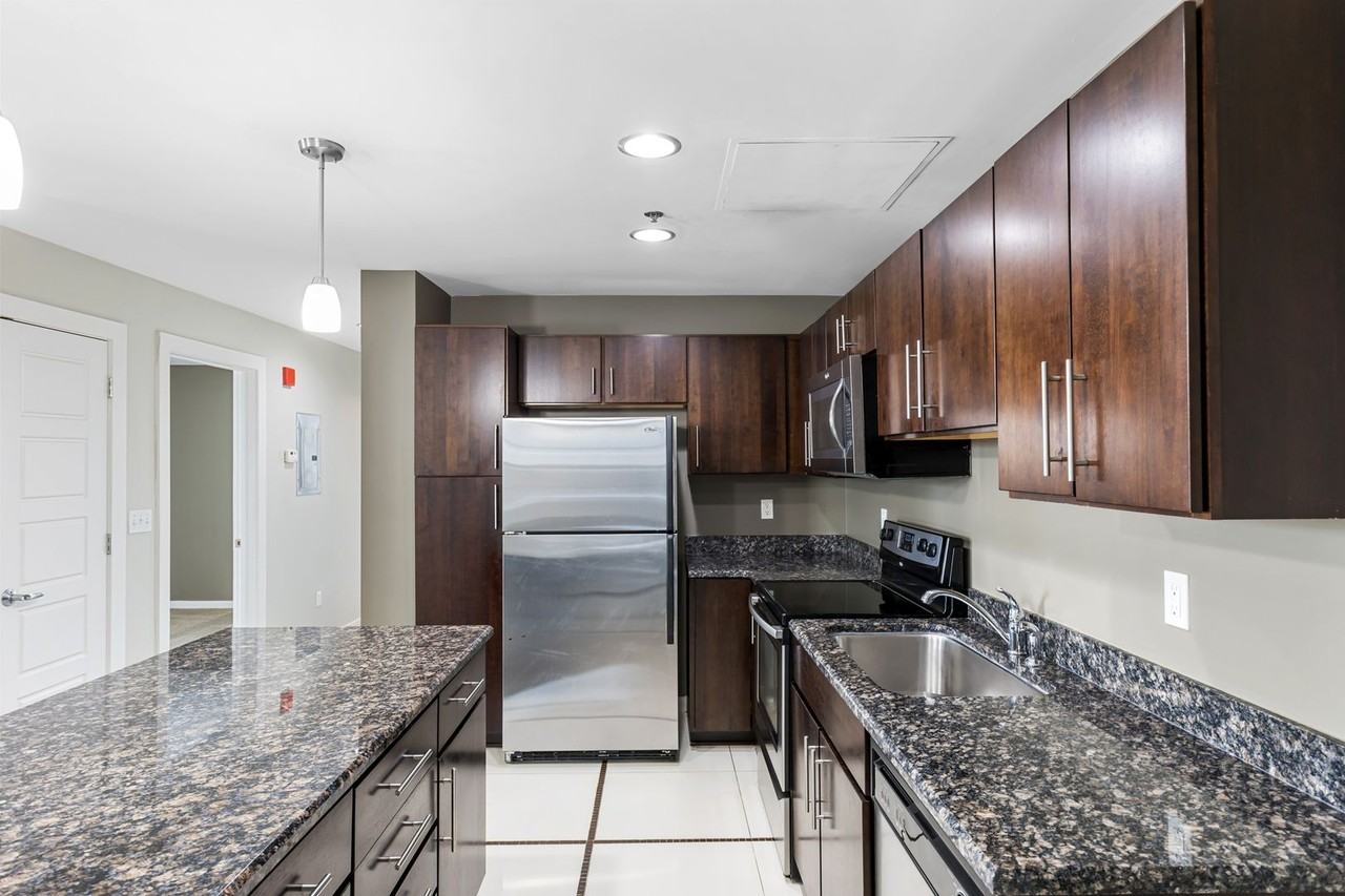 The Durant - Photo 4 of 26